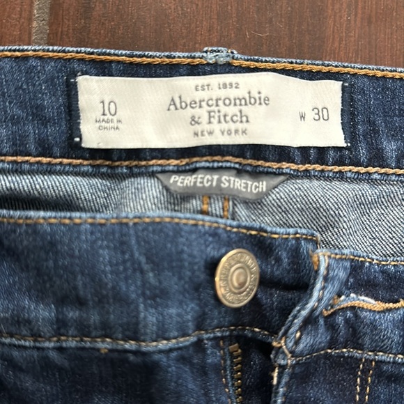 Abercrombie and Fitch Skinny Jeans - Picture 4 of 6